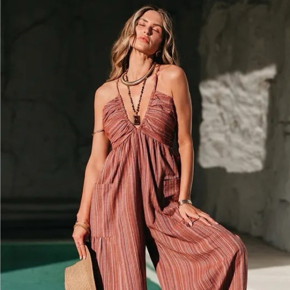 Striped Halter Jumpsuit - Picture 8 of 8